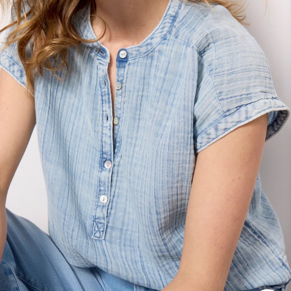 NEW Faherty Dream Cotton Desmond Top in Indigo Wash